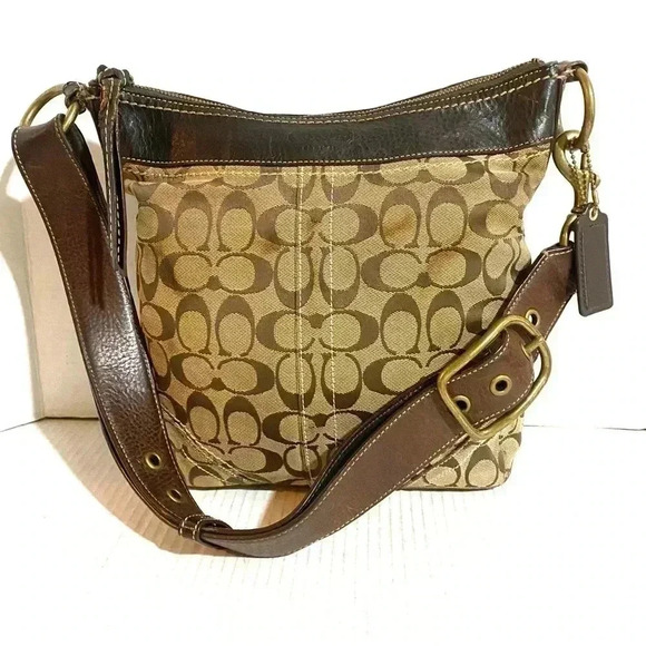 Coach vintage CC signature print canvas crossbody handbag - Picture 1 of 12